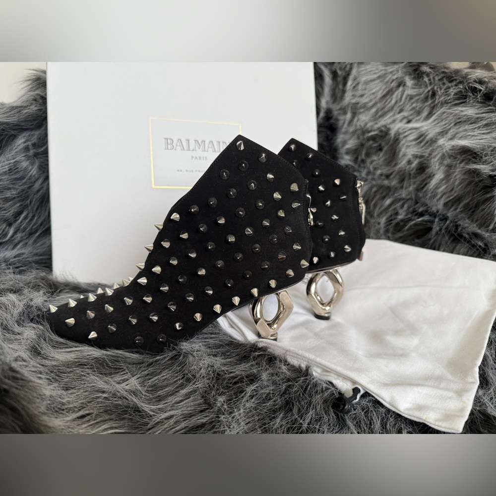 BALMAIN Spike Accents Leather Lace-Up Boots
Women's Size 36